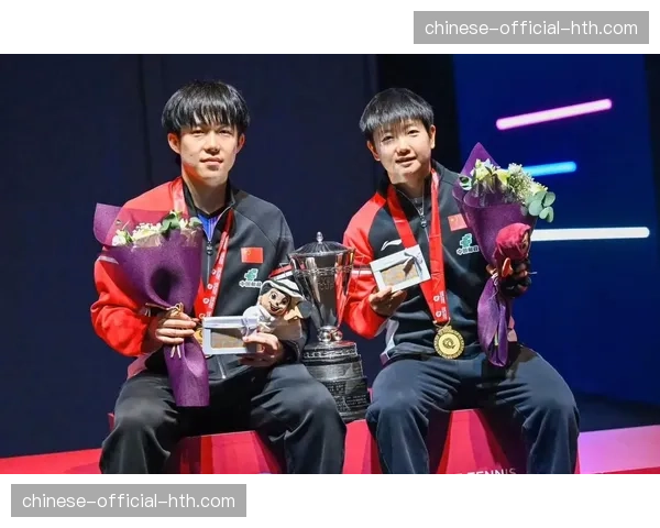 王楚钦-孙颖莎混双轻松过关，晋级澳门世界杯四强